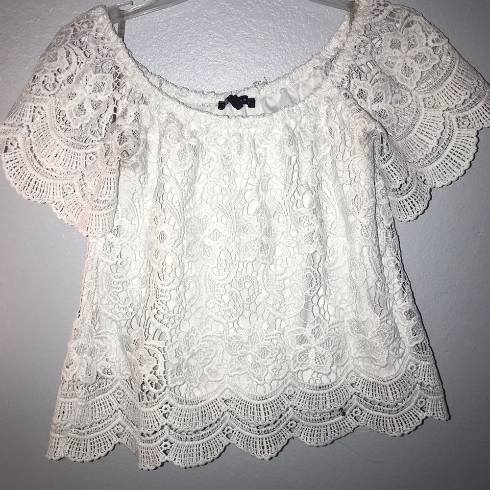 Super cute off the shoulder top